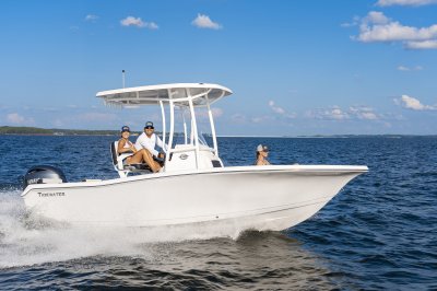 Tidewater Boats 2026 CC