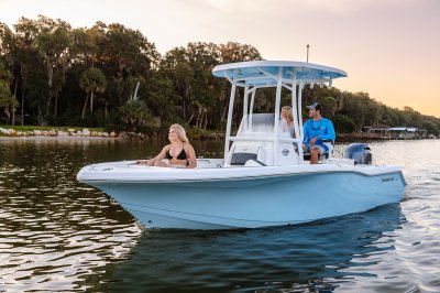 Tidewater Boats 2026 CC