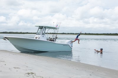 Tidewater Boats 2026 CC