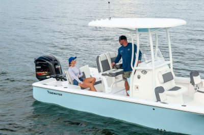 Tidewater Boats 2026 CB