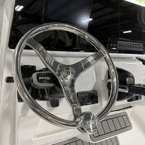 Lewmar PG 13.5" Wheel image